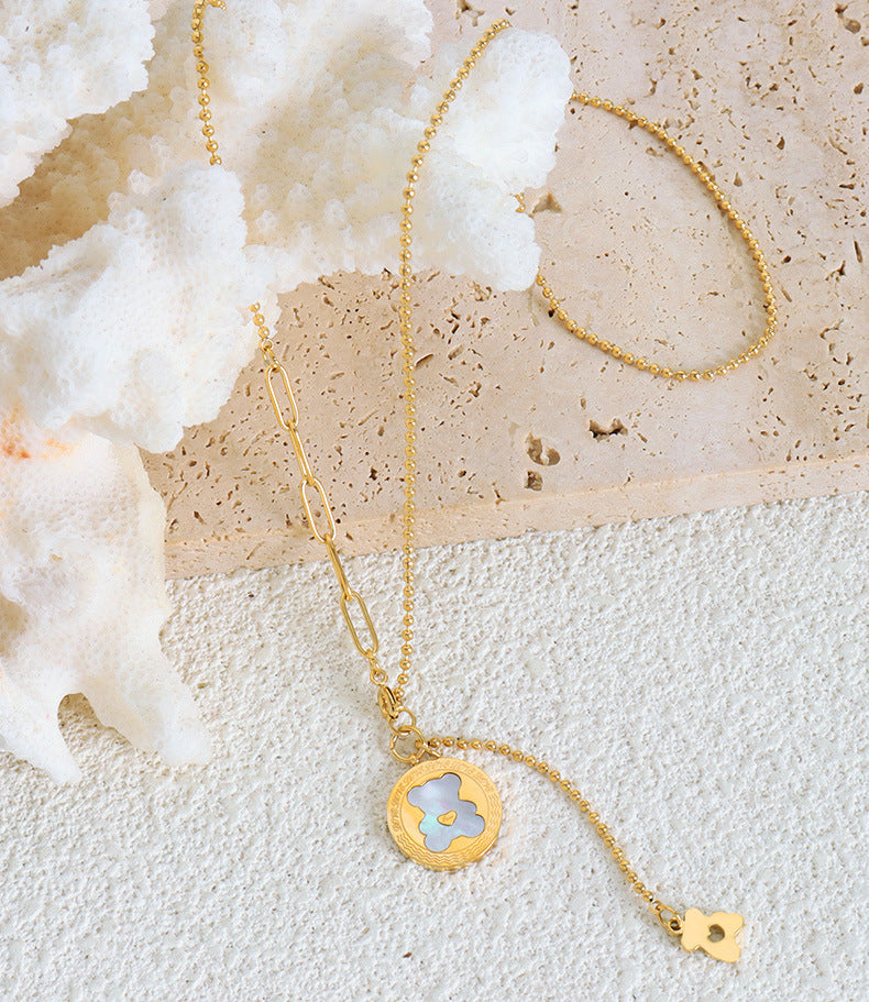 bear pendant necklace